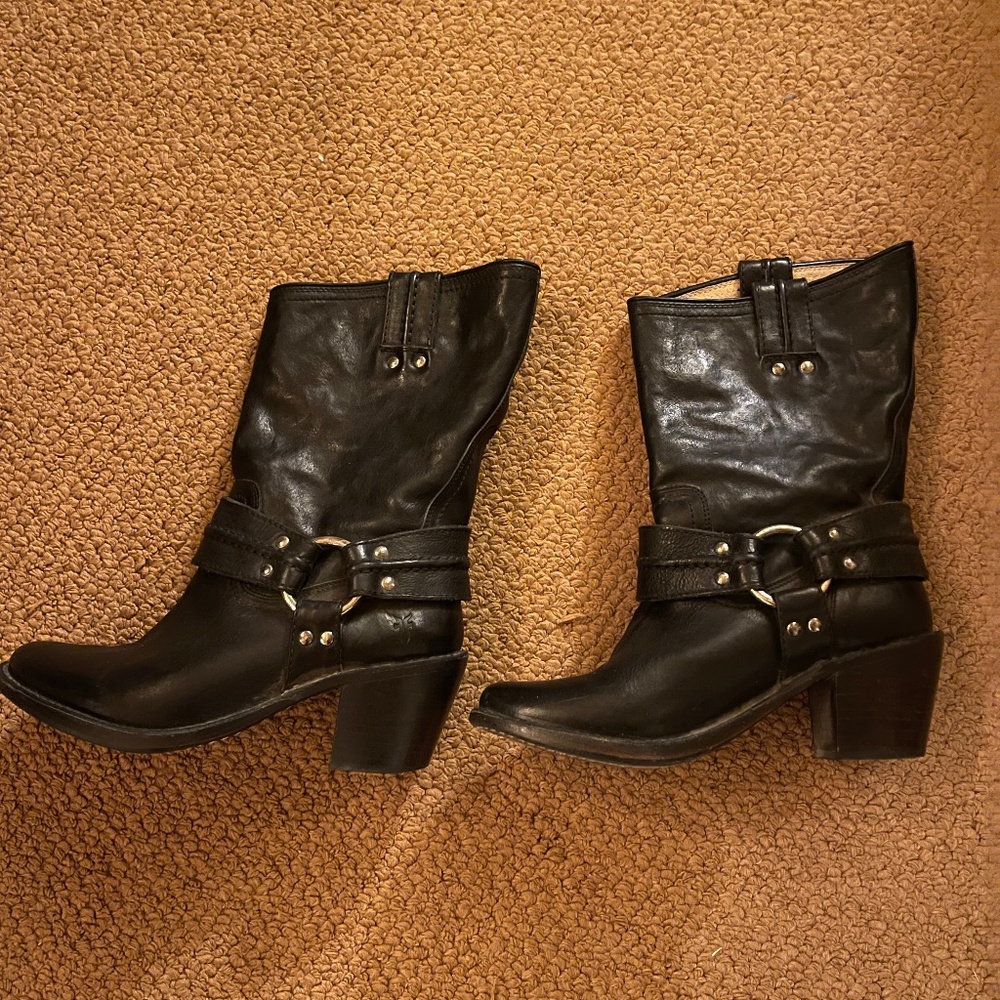 Frye Carmen Harness Boot, Black Size 6